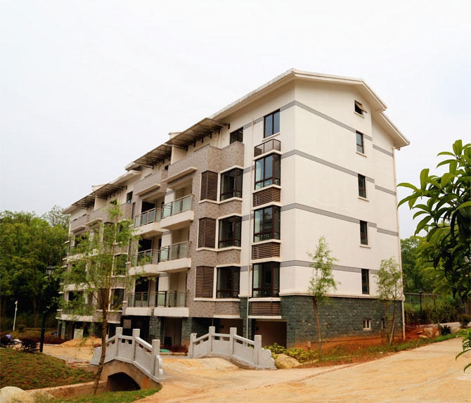 南昌市湾里乾茂山庄D2号楼(市级优质结构工程) 南昌市湾里乾茂山庄D2号楼(市级优质结构工程)