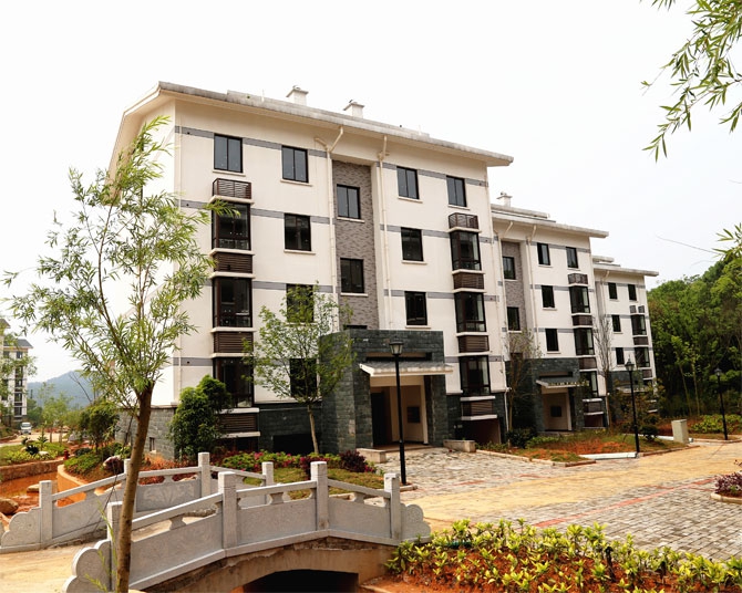 南昌市湾里乾茂山庄D4号楼(市级优质结构工程) 南昌市湾里乾茂山庄D4号楼(市级优质结构工程)