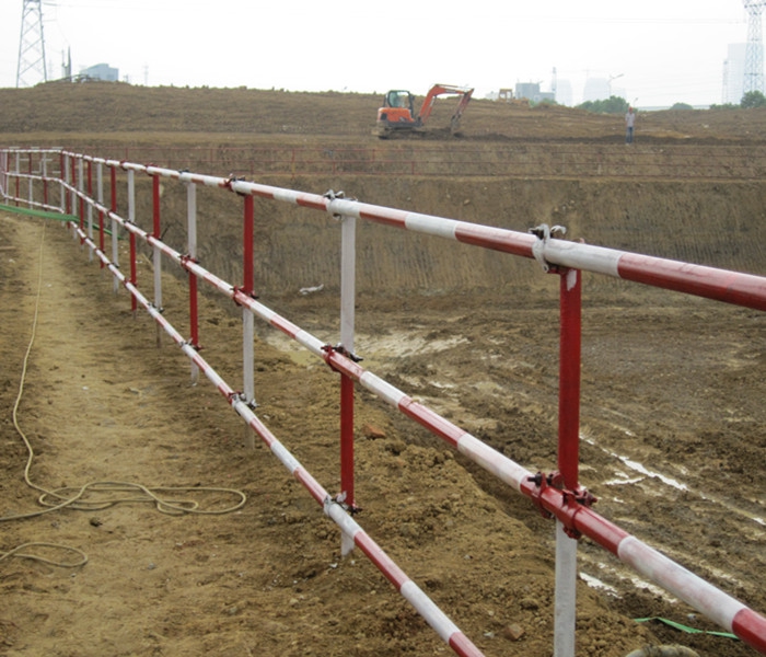 南昌市建筑设计研究院总部办公大楼工程基坑临边围挡 南昌市建筑设计研究院总部办公大楼工程基坑临边围挡